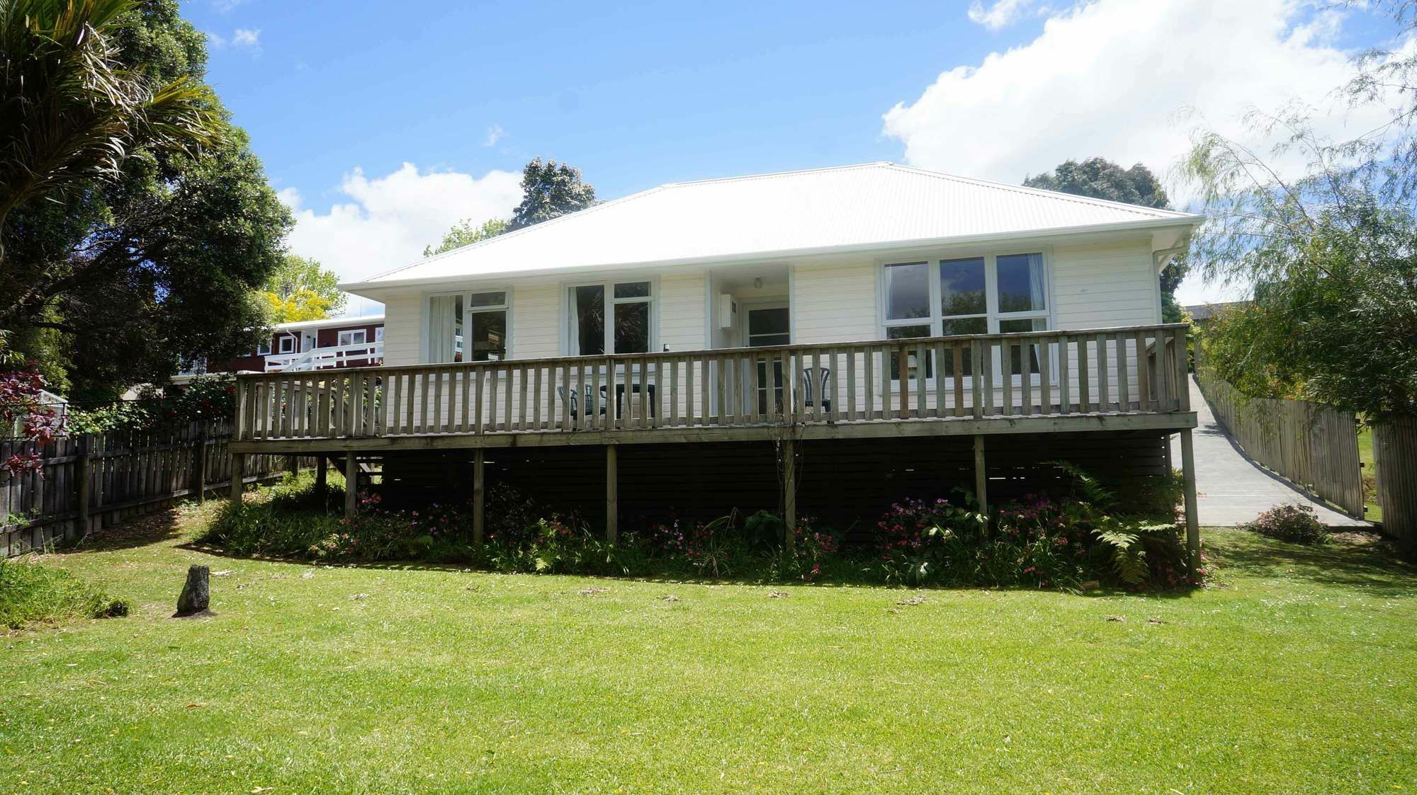 Cheviot Park Motor Lodge Whangarei Exterior photo