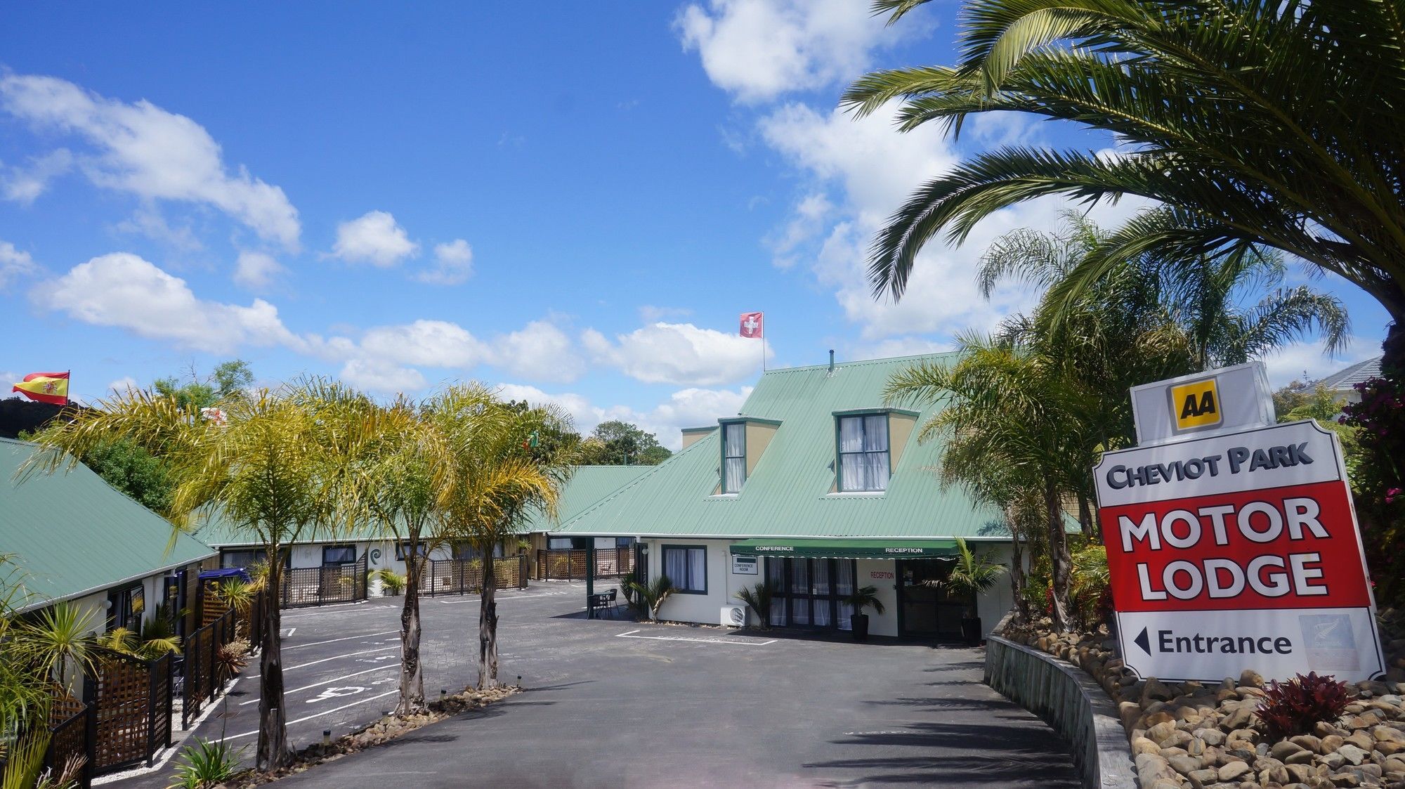 Cheviot Park Motor Lodge Whangarei Exterior photo